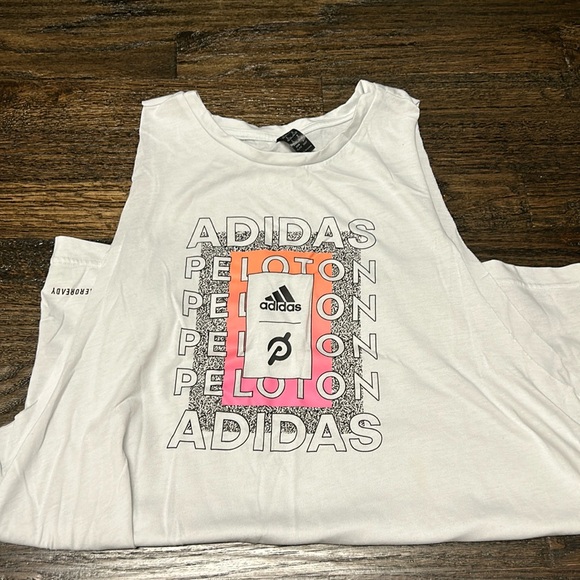 Peloton x Adidas women’s Tee, size XL - Picture 1 of 11